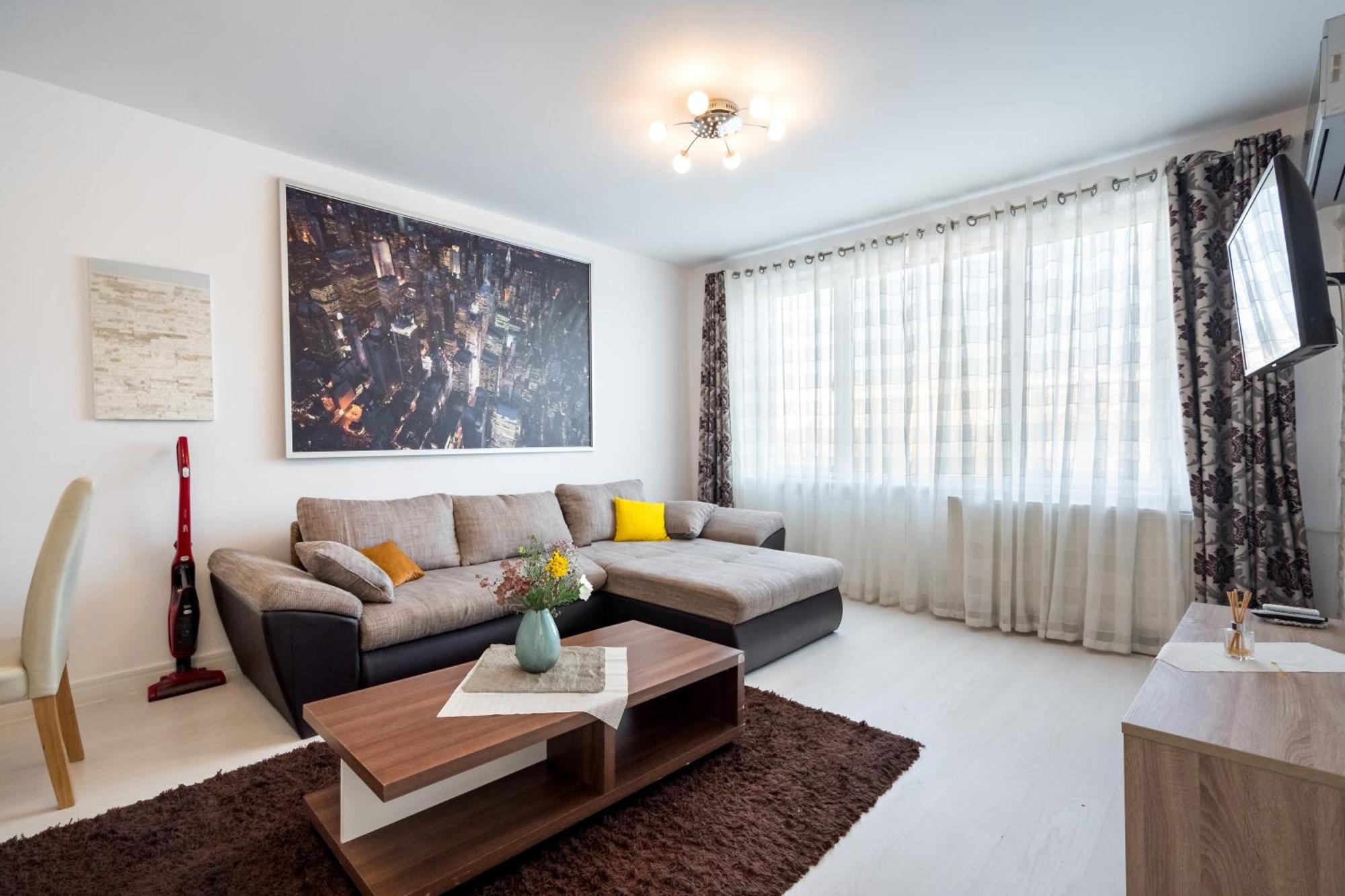Top Location With Iconic View - Sala Palatului Bucureşti Exterior foto